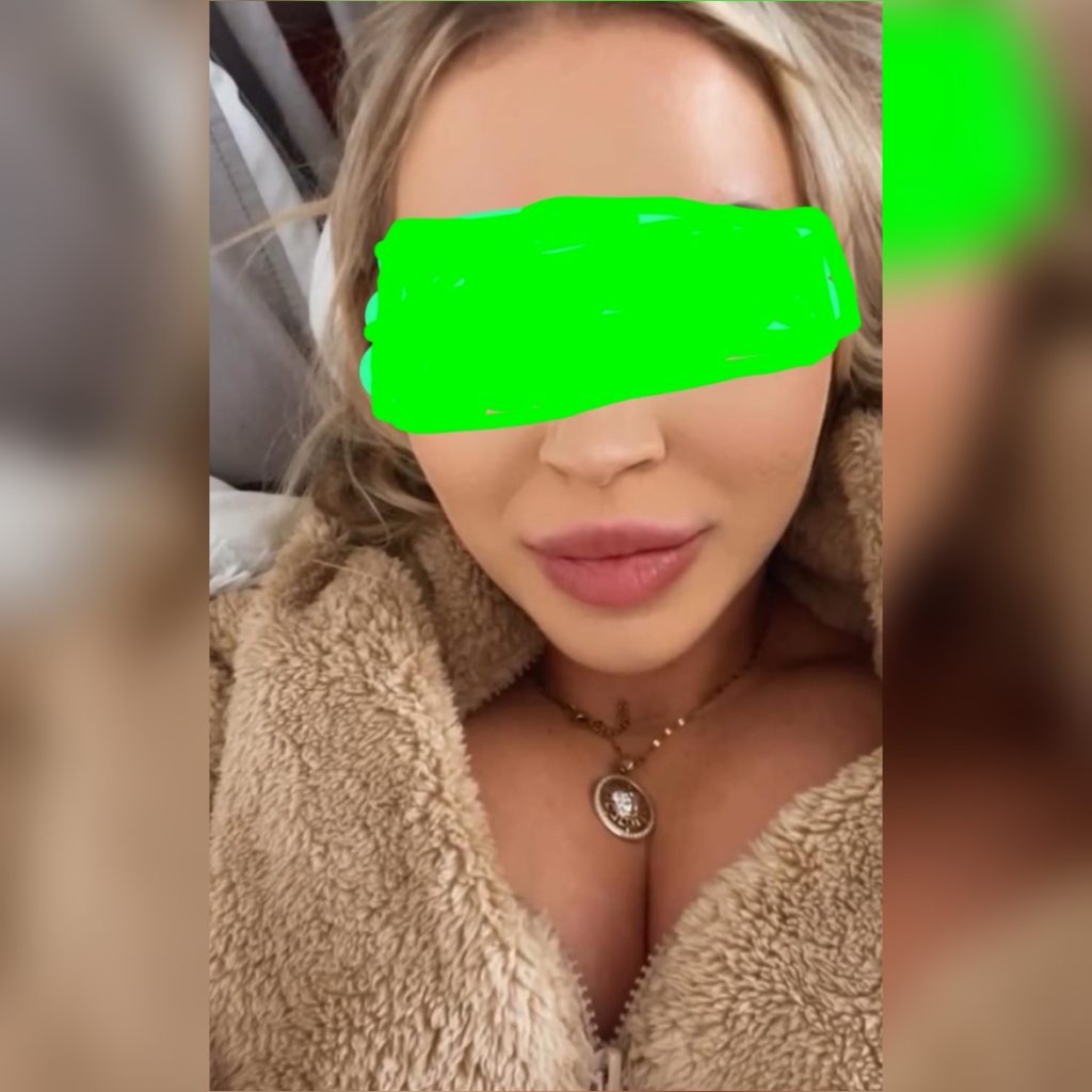 אליסה דיסקרטית ומקסימה